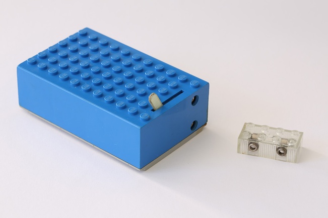 1960s LEGO battery box and light brick